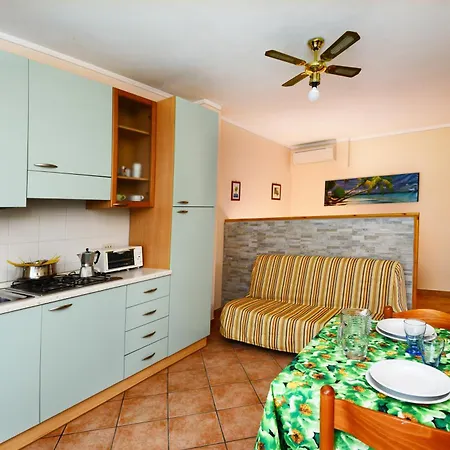 La Grolla Apartment *