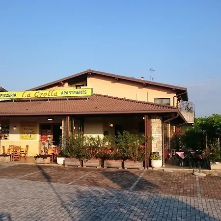La Grolla Apartament *